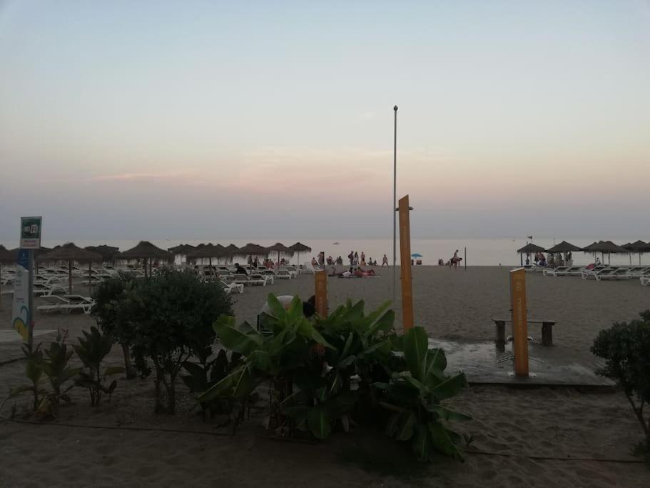 Estudio En Playa De Fuengirola Wifi Esterno foto